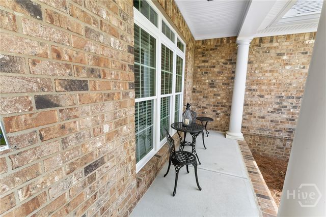 25 Crestwood Drive, Savannah, GA 31405