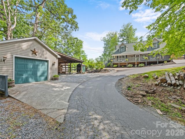 222 Thistle Ridge, Clyde, NC 28721