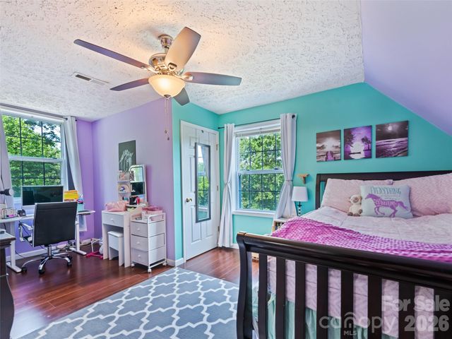 222 Thistle Ridge, Clyde, NC 28721