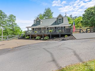 222 Thistle Ridge, Clyde, NC 28721