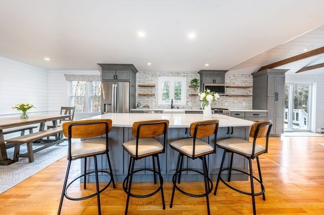 1354 Route 134, Dennis, MA 02660