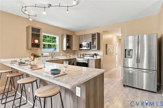 108 Lipscomb St, Richmond, VA 23224