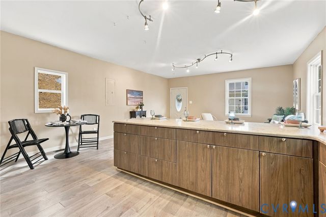 108 Lipscomb St, Richmond, VA 23224