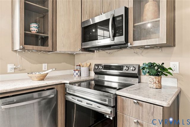 108 Lipscomb St, Richmond, VA 23224