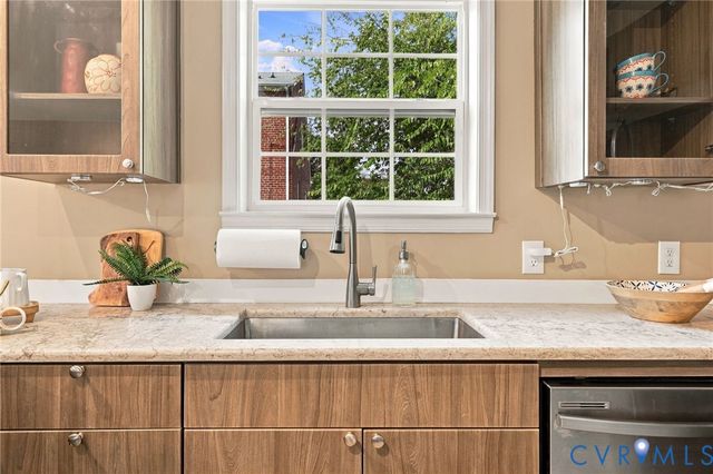 108 Lipscomb St, Richmond, VA 23224