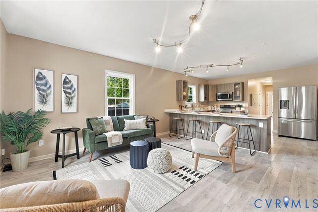 108 Lipscomb St, Richmond, VA 23224