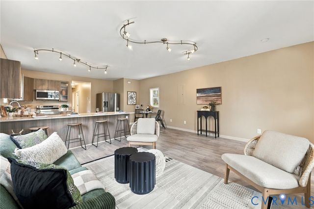 108 Lipscomb St, Richmond, VA 23224