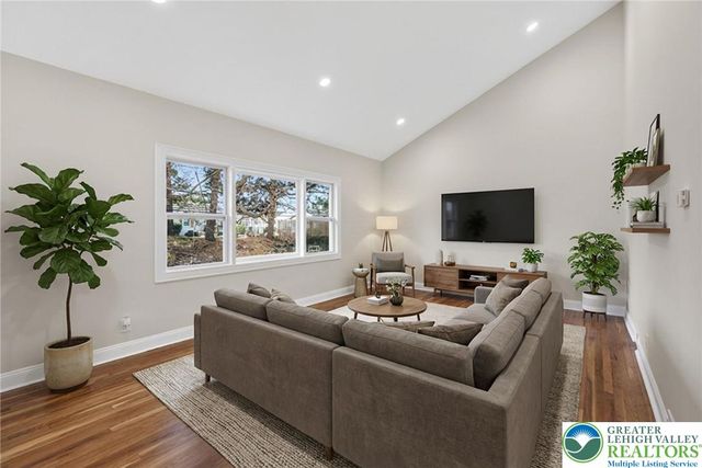 1134 North 26th Street, South Whitehall Twp, PA 18104