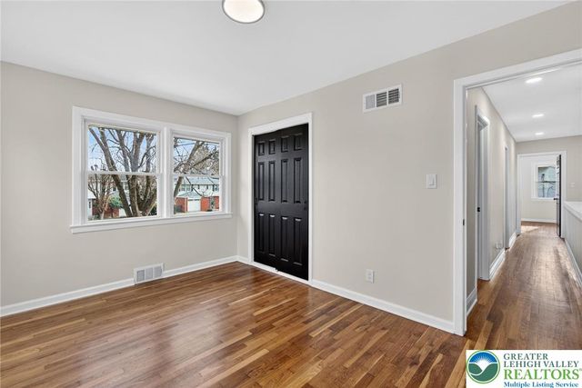 1134 North 26th Street, South Whitehall Twp, PA 18104