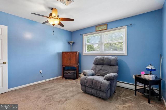 511 CHARLES DR, King Of Prussia, PA 19406