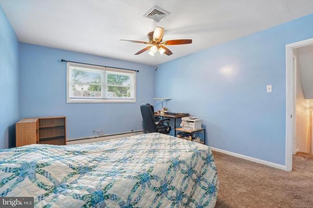 511 CHARLES DR, King Of Prussia, PA 19406