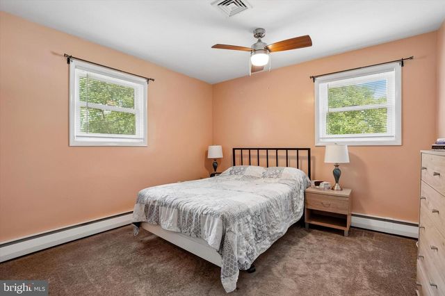 511 CHARLES DR, King Of Prussia, PA 19406