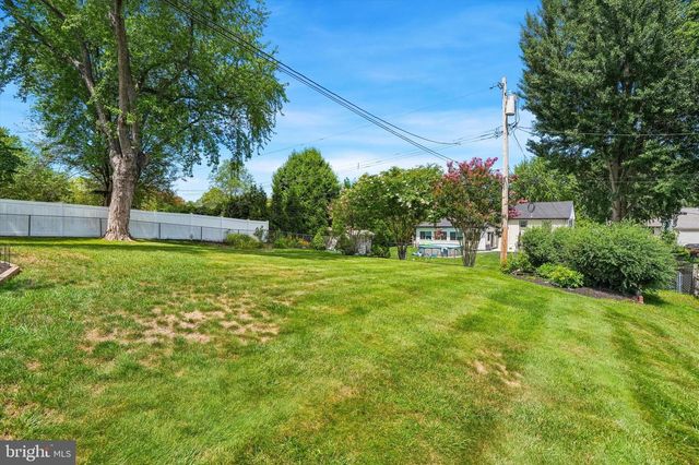 511 CHARLES DR, King Of Prussia, PA 19406