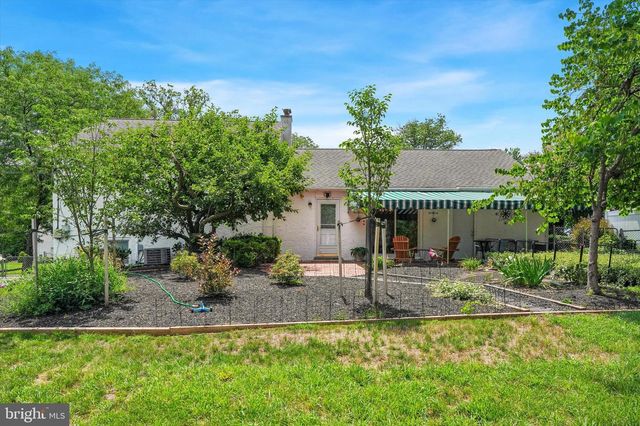 511 CHARLES DR, King Of Prussia, PA 19406