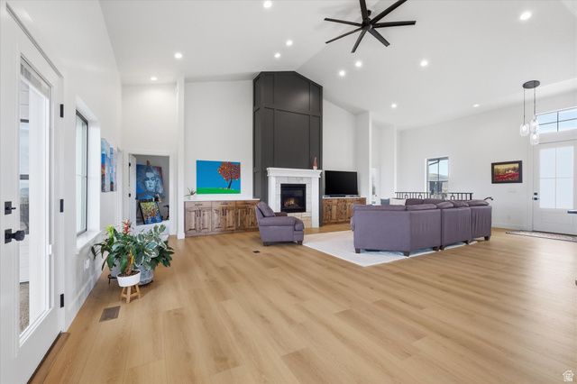 687 N CHERRY CREEK PKWY, Richmond, UT 84333