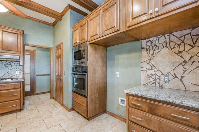 9550 FM 1714, Canyon, TX 79015