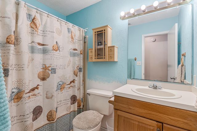 309 Woodland Park Circle, Mary Esther, FL 32569