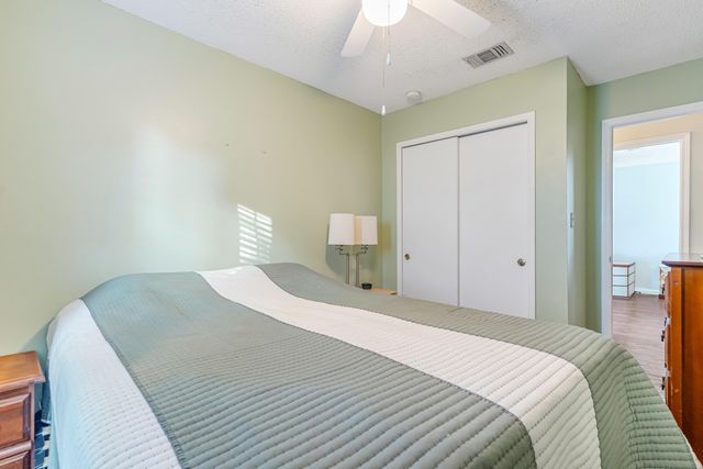 309 Woodland Park Circle, Mary Esther, FL 32569