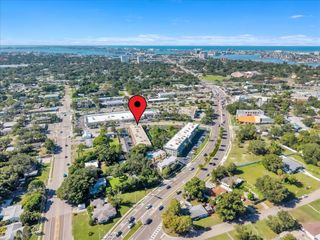 6645 1ST AVENUE N 102, St Petersburg, FL 33710