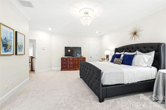 7129 Prescott Pond Lane, Charlotte, NC 28270