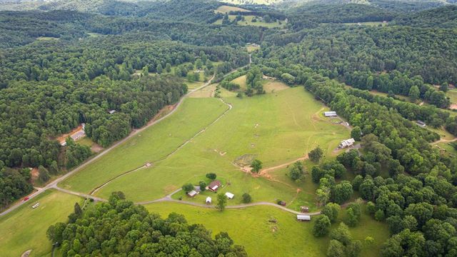 102 Cross Creek Lane, Warne, NC 28909