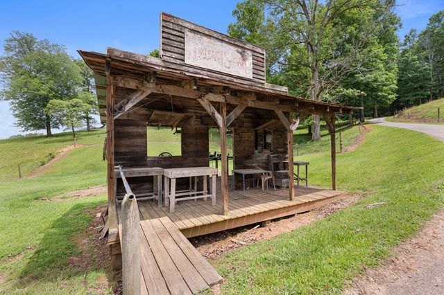102 Cross Creek Lane, Warne, NC 28909