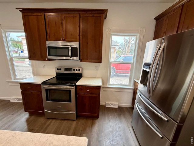 215 11th St, Greeley, CO 80631