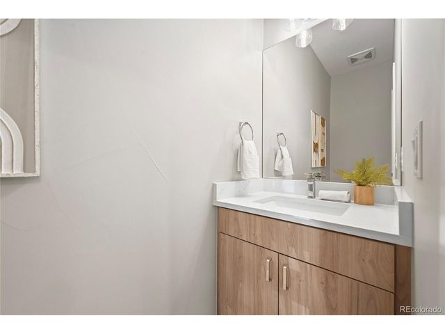 4270 W 13th Ave, Denver, CO 80204