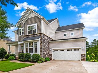 8628 Shadetree Street, Huntersville, NC 28078