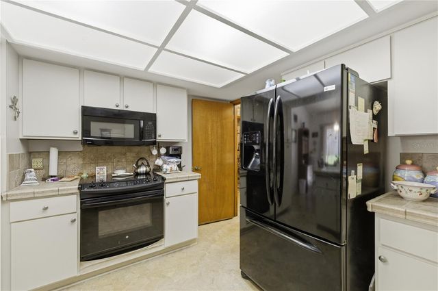 9704 WEDGEWOOD LANE, Leesburg, FL 34788