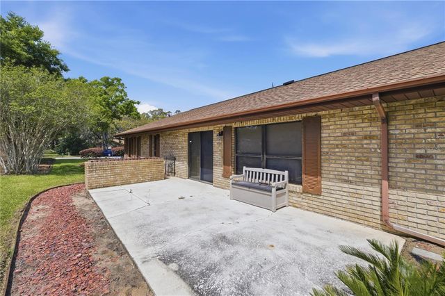 9704 WEDGEWOOD LANE, Leesburg, FL 34788