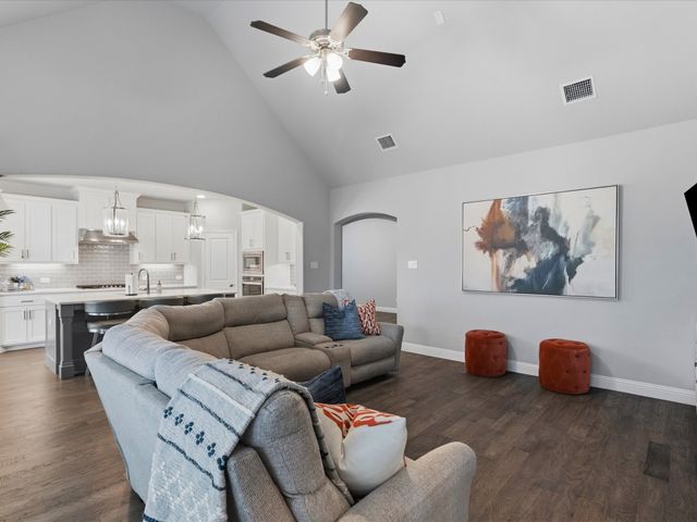 9421 Excursion Drive, Oak Point, TX 75068