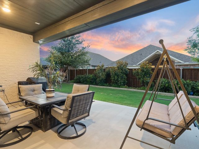9421 Excursion Drive, Oak Point, TX 75068