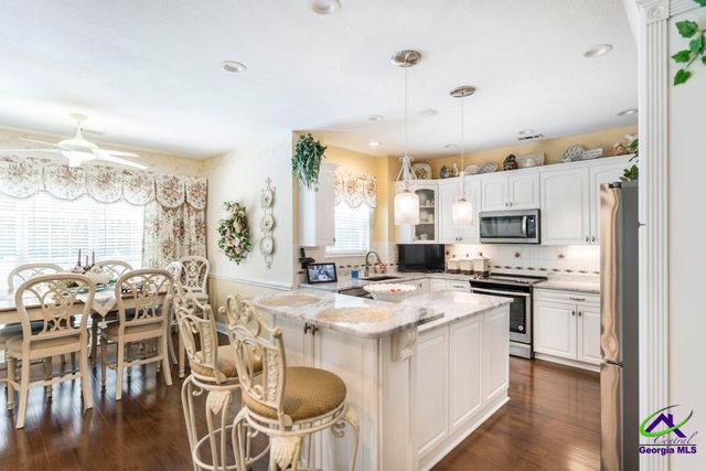 219 Royal Crest Circle, Kathleen, GA 31047