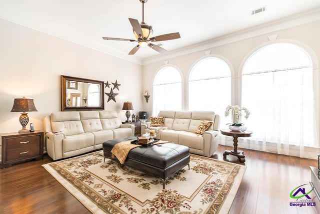219 Royal Crest Circle, Kathleen, GA 31047