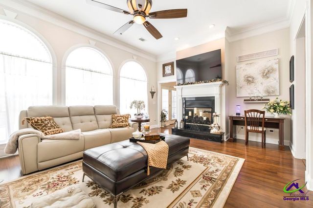 219 Royal Crest Circle, Kathleen, GA 31047