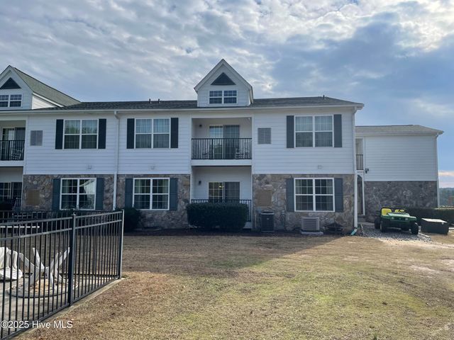 520 Little River Farm Boulevard C100, Carthage, NC 28327