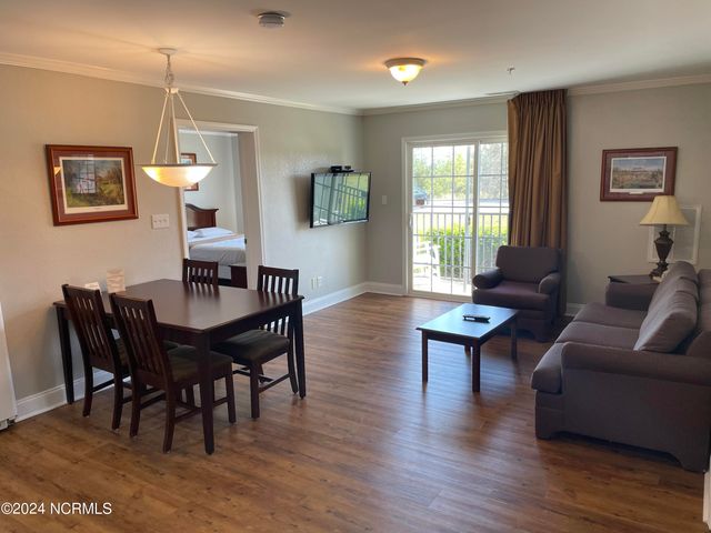 520 Little River Farm Boulevard C100, Carthage, NC 28327