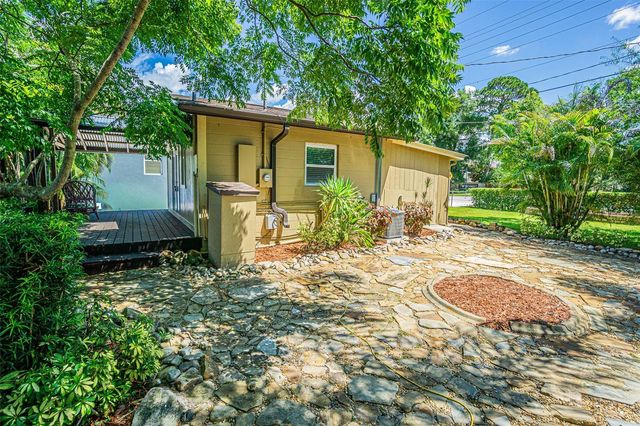 11350 MEMORIAL HIGHWAY, Tampa, FL 33635