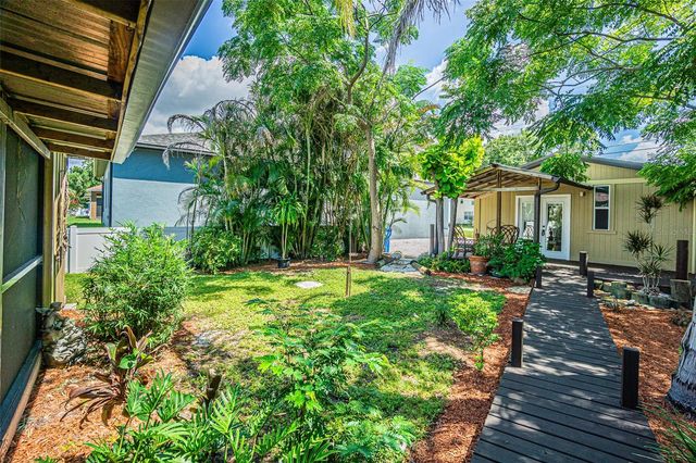 11350 MEMORIAL HIGHWAY, Tampa, FL 33635