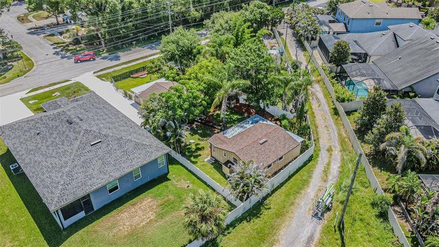 11350 MEMORIAL HIGHWAY, Tampa, FL 33635