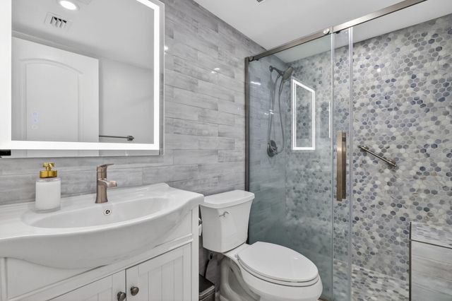 181 Piedmont D 181, Delray Beach, FL 33484