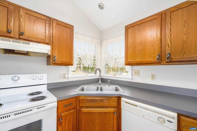 715 PREDDY CREEK RD, Barboursville, VA 22923