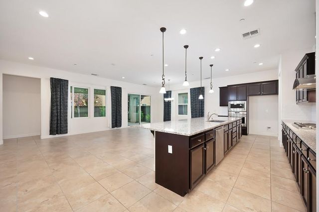 4362 Libyan Sea Ln, Sacramento, CA 95834