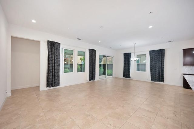 4362 Libyan Sea Ln, Sacramento, CA 95834