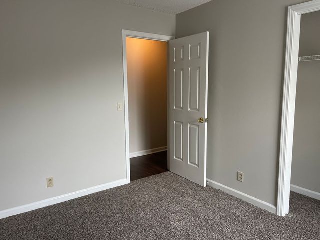 1812 Barnwell Ct, Hermitage, TN 37076