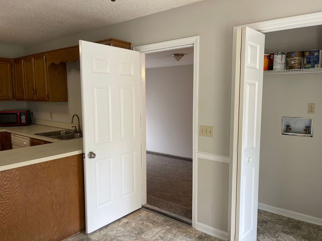 1812 Barnwell Ct, Hermitage, TN 37076