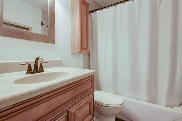 612 10th Street, Altoona, WI 54720