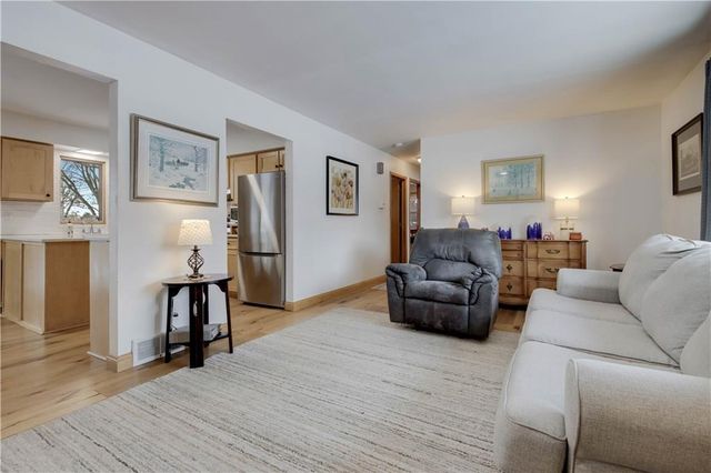 612 10th Street, Altoona, WI 54720