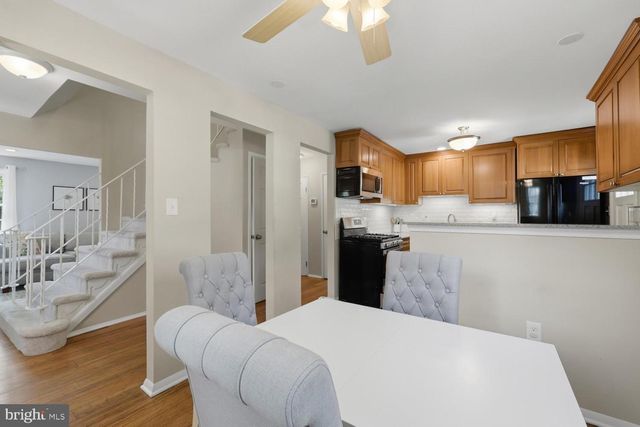9632 LINDENBROOK ST, Fairfax, VA 22031